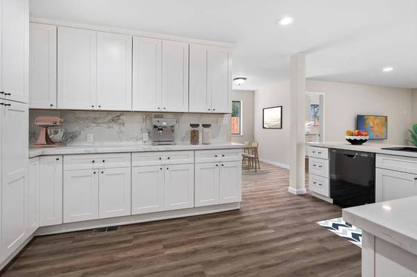 2038 Canal DR, Stockton, CA 95204