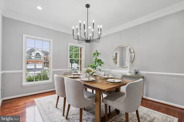 43464 LUCKETTS BRIDGE CIR, Ashburn, VA 20148