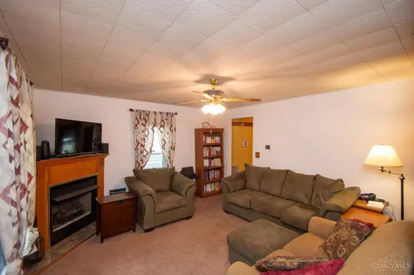 1106 Hughes St, Middletown, OH 45042