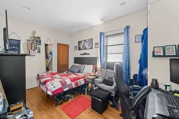 257 Union Ave, Clifton City, NJ 07011