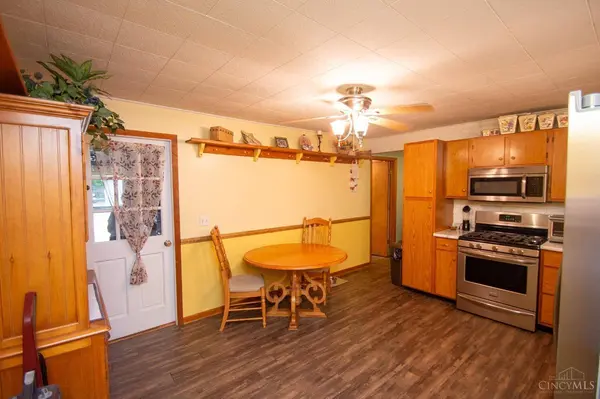 1106 Hughes St, Middletown, OH 45042