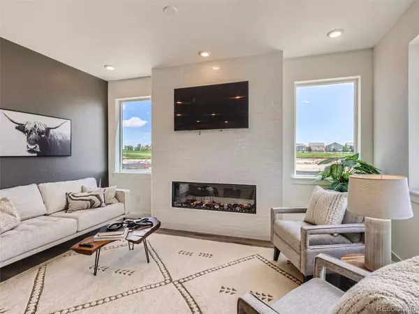 1250 S Algonquian ST, Aurora, CO 80018