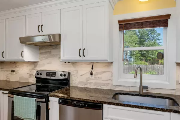 50 Evergreen AVE, Franklin, NH 03235