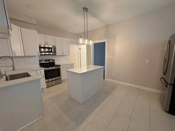 1246 Lehigh St, Easton, PA 18042-4046