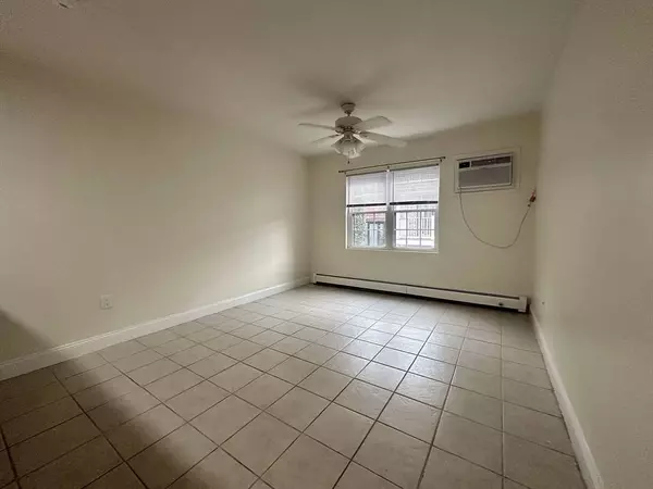 28 Kenmar Dr #269, Billerica, MA 01821