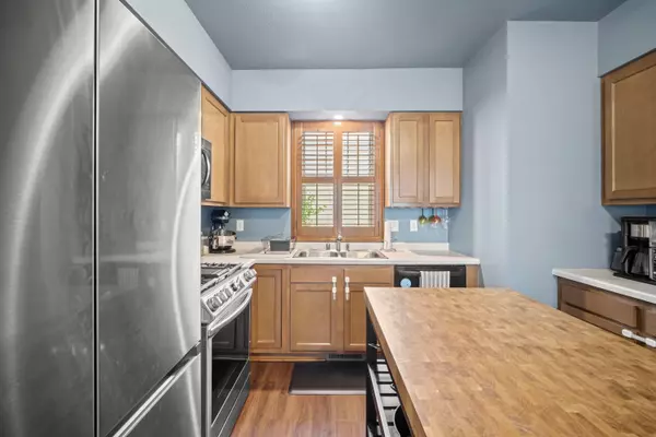 1126 White Rock Ave, Waukesha, WI 53186