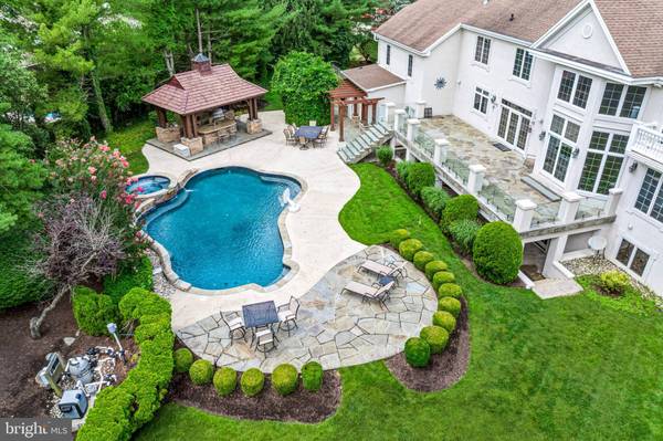 543 BARTRAM RD, Moorestown, NJ 08057