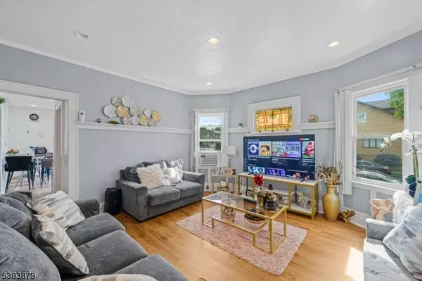 257 Union Ave, Clifton City, NJ 07011