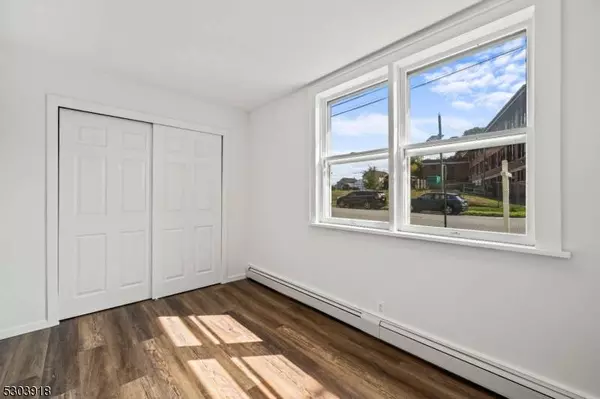 44 Fornelius Ave, Clifton City, NJ 07013