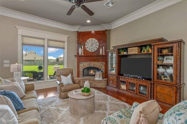 428 Kingston Plantation Boulevard, Benton, LA 71006