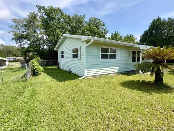 2155 W Greenway PL, Citrus Springs, FL 34434