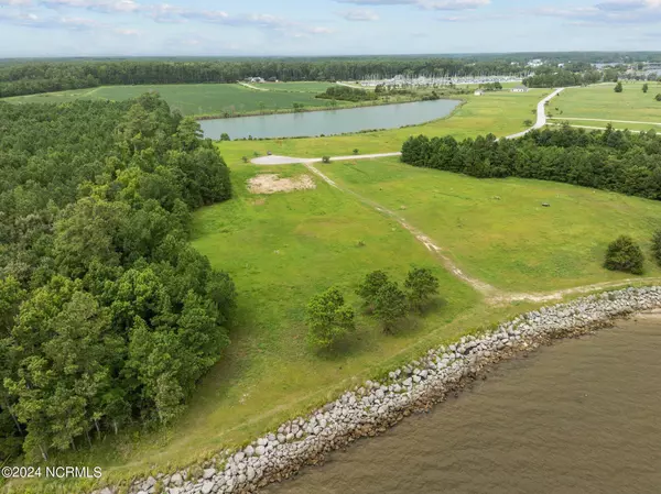 363 Wind Lake Road S, Oriental, NC 28571