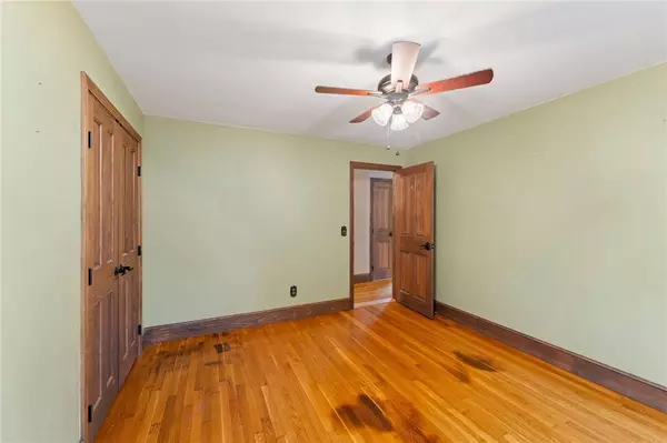 132 Avenue B, Woonsocket, RI 02895