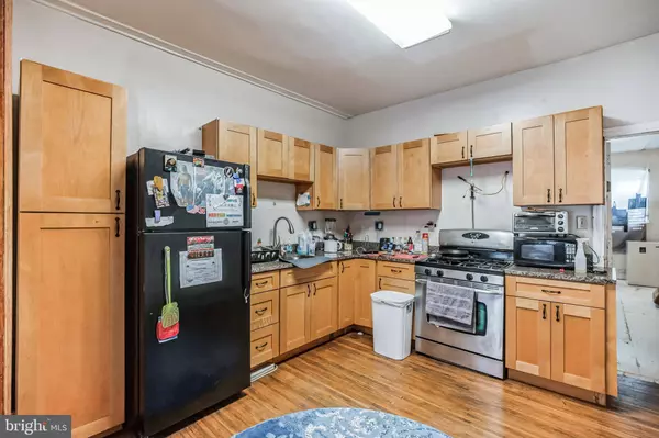 2423 N PARK AVE, Philadelphia, PA 19132