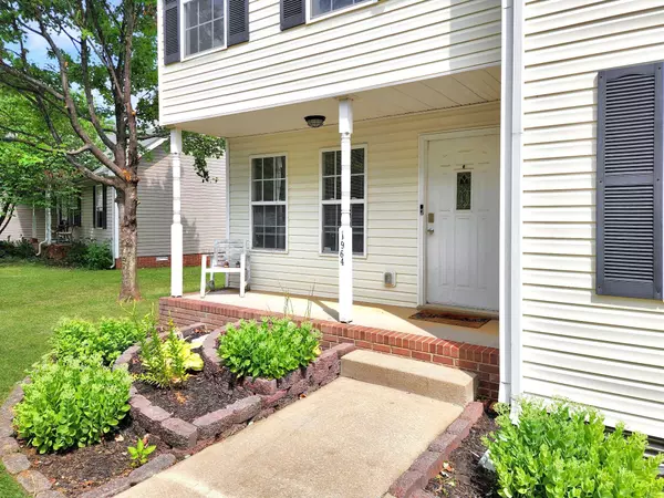 1964 Whirlaway Cir, Clarksville, TN 37042