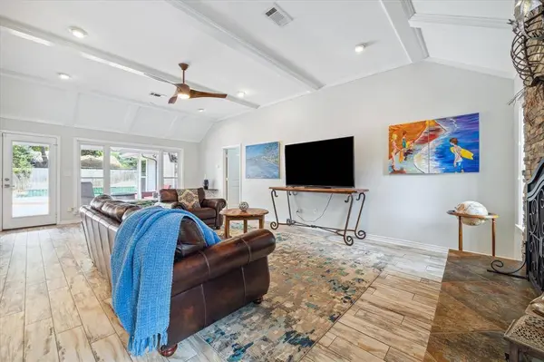 10722 Russett DR, Houston, TX 77042