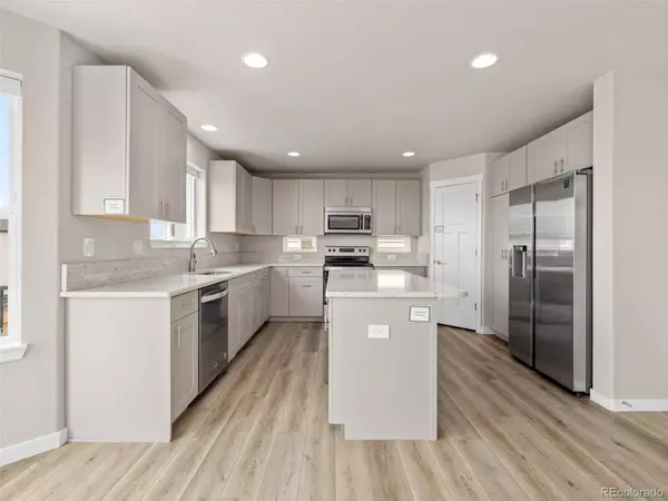 4998 Wolf Moon DR, Colorado Springs, CO 80911