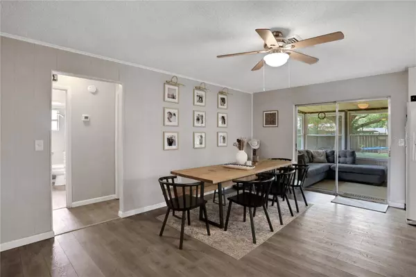 936 SOUTHPOINT LN, Lakeland, FL 33813