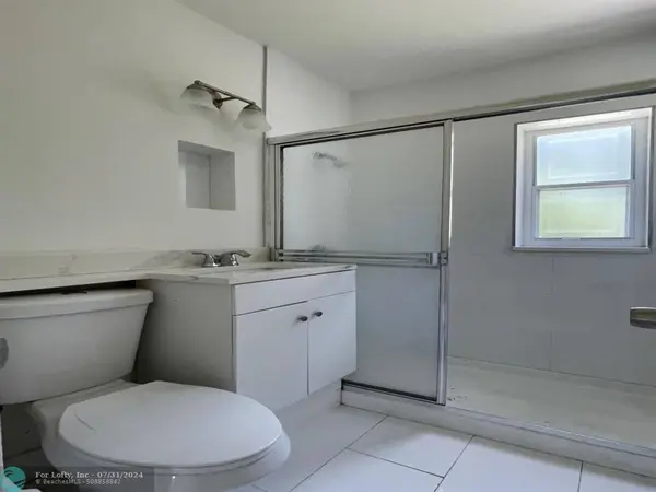 816 NW 16th Ter, Fort Lauderdale, FL 33311