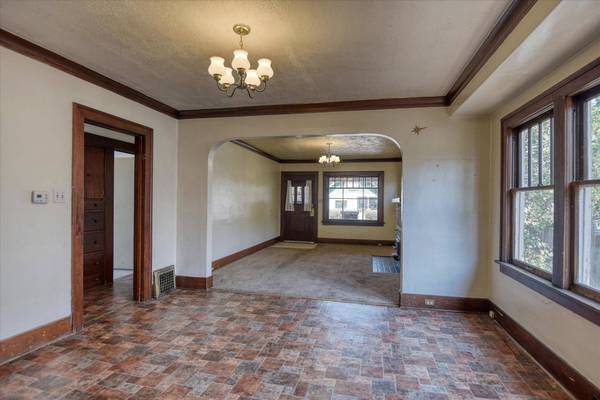 811 W Grace Ave, Spokane, WA 99205