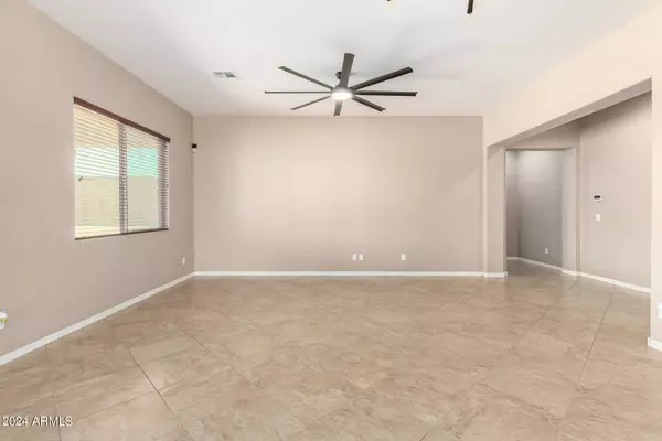 12833 W MARLETTE Avenue, Litchfield Park, AZ 85340