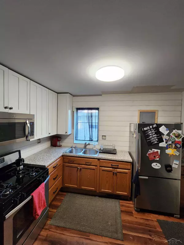 221 E Clinton Street, Saint Charles, MI 48655