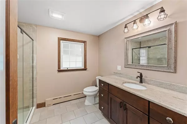 132 Avenue B, Woonsocket, RI 02895