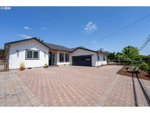 23075 NE DAYTON AVE, Newberg, OR 97132