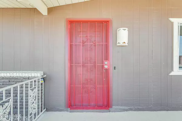 10037 N BALBOA Drive, Sun City, AZ 85351