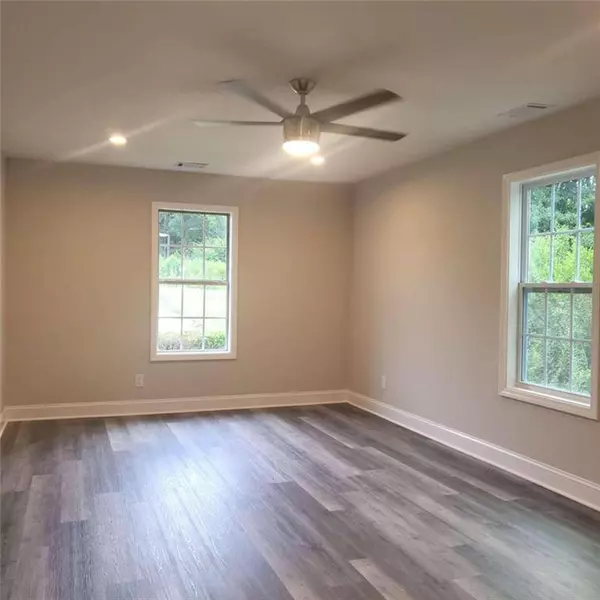 135 Kendall DR, Griffin, GA 30224