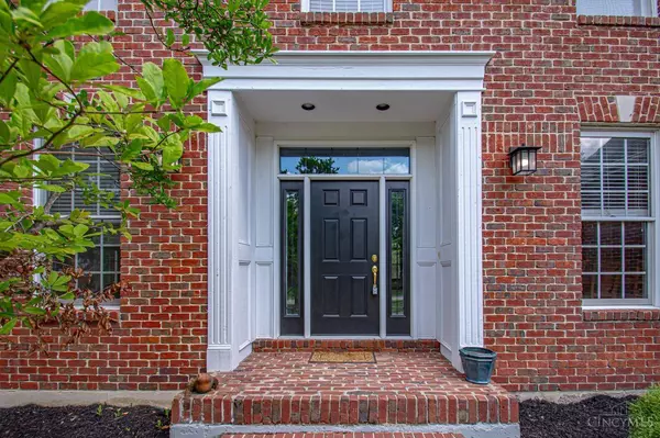 9631 Burnet Isle Dr, Washington Twp, OH 45458