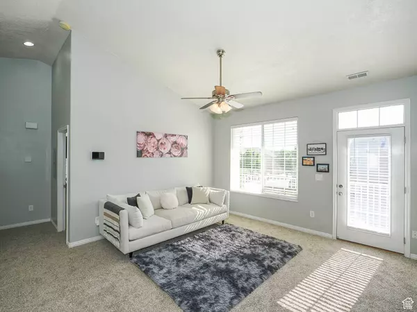 6936 S TRAVELER LN, West Jordan, UT 84081