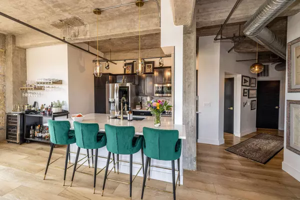 525 E Chicago Unit 305, Milwaukee, WI 53202