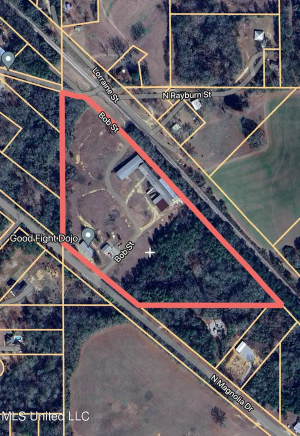 1219 N Magnolia Drive, Wiggins, MS 39577