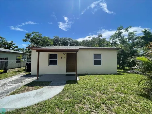 816 NW 16th Ter, Fort Lauderdale, FL 33311