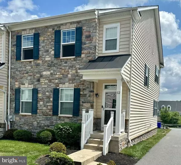 12 SKYLAR CIR, Media, PA 19063