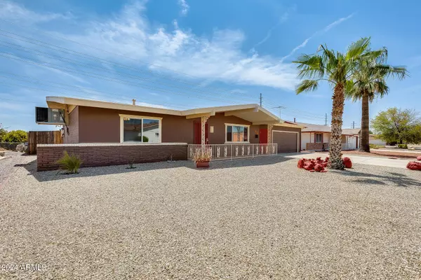 10037 N BALBOA Drive, Sun City, AZ 85351