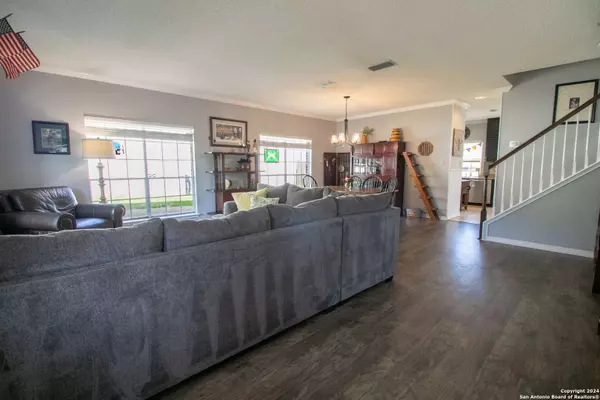 28006 ROCKY HOLW, San Antonio, TX 78258-1947