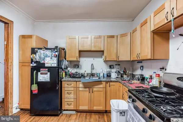 2423 N PARK AVE, Philadelphia, PA 19132