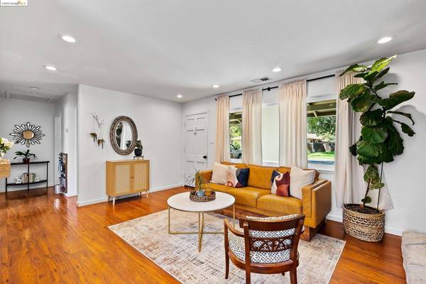 179 Maxine Drive, Pleasant Hill, CA 94523