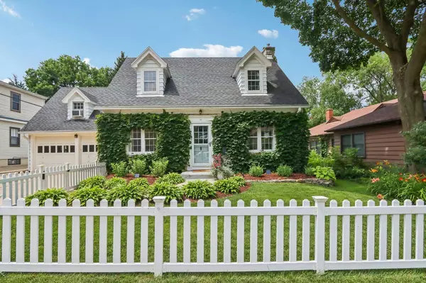 14 Farley Avenue, Madison, WI 53705