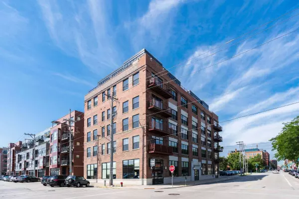 525 E Chicago Unit 305, Milwaukee, WI 53202