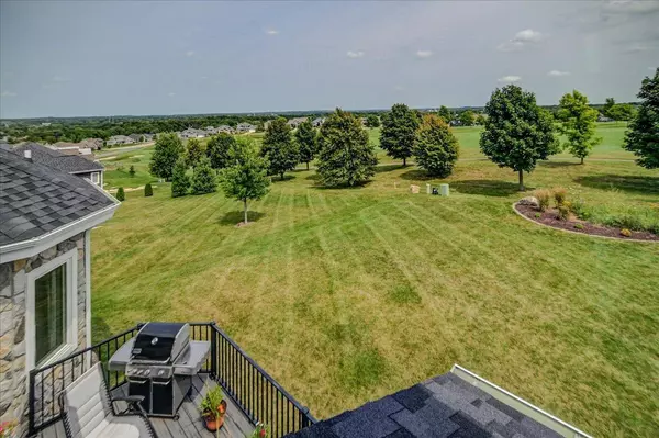 975 Carnoustie Way, Oregon, WI 53575