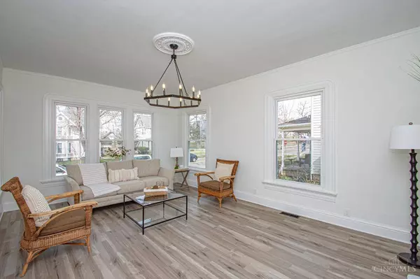 616 E Linden Ave, Miamisburg, OH 45342