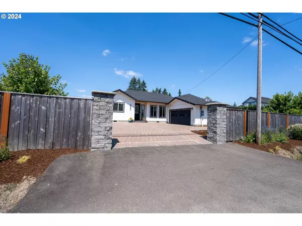 23075 NE DAYTON AVE, Newberg, OR 97132