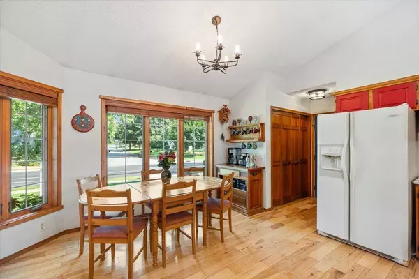 797 Thomas Drive, Sun Prairie, WI 53590