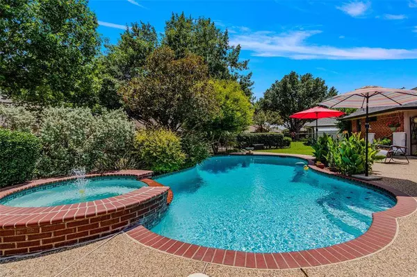 3304 Daisy Circle, Richardson, TX 75082