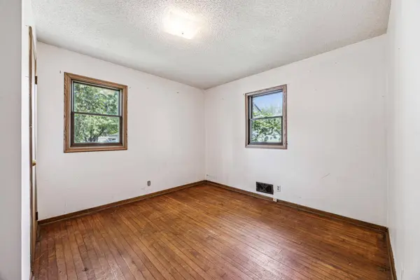 1740 Heritage ST, Centerville, MN 55038