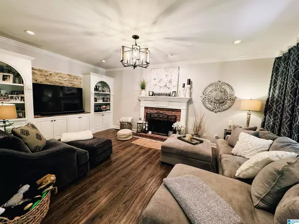 4513 EAGLE POINT DRIVE, Birmingham, AL 35242