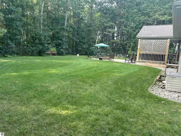 299 Woodsedge Drive, Fife Lake, MI 49633